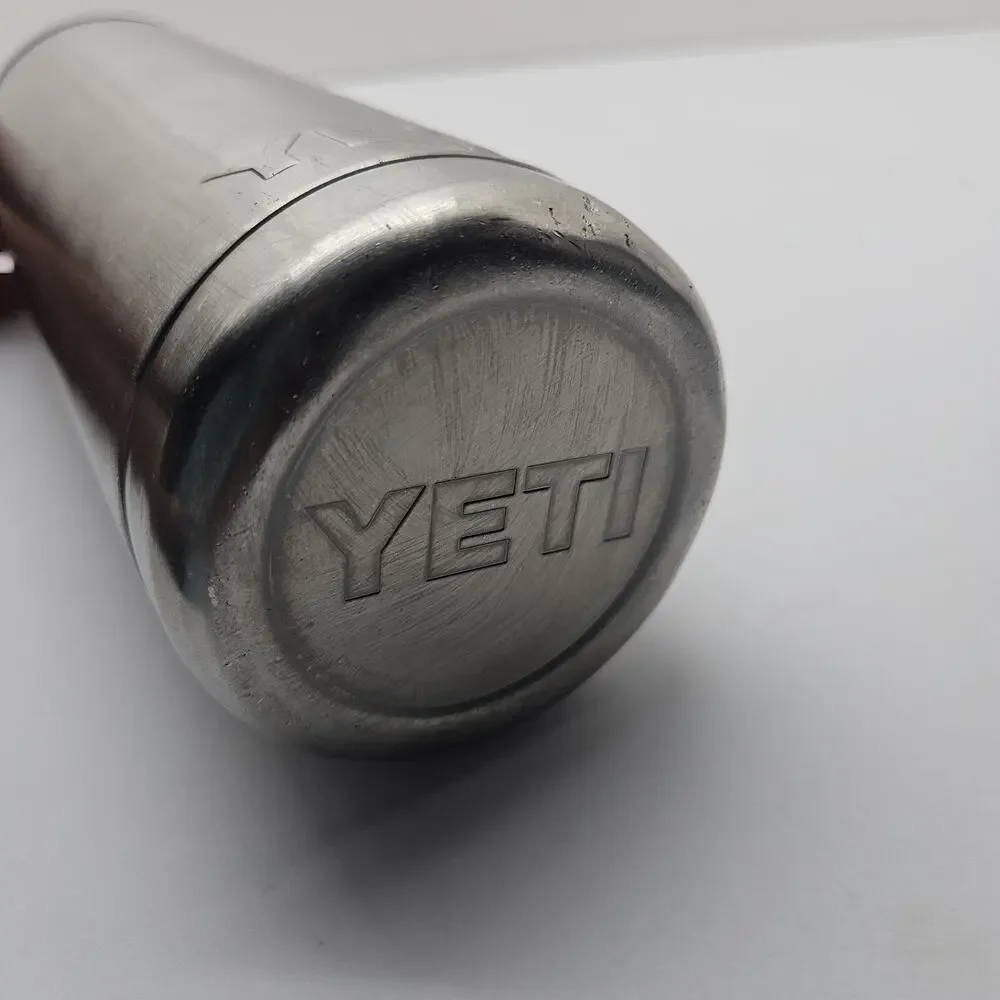 YETI Rambler 18 oz Stainless Steel Silver Bottle Standard Cap Water Coffee Soda